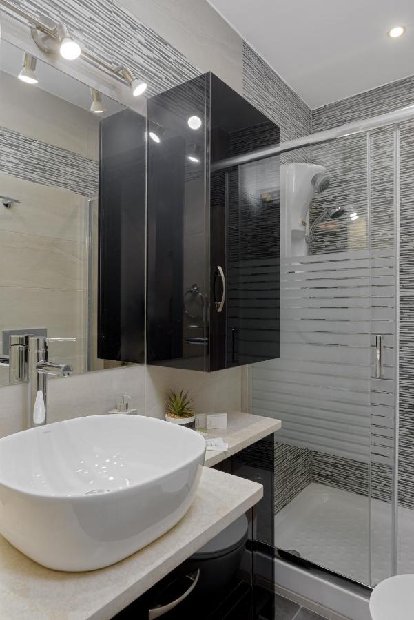 Acropolis Deluxe Apartment Atene Esterno foto